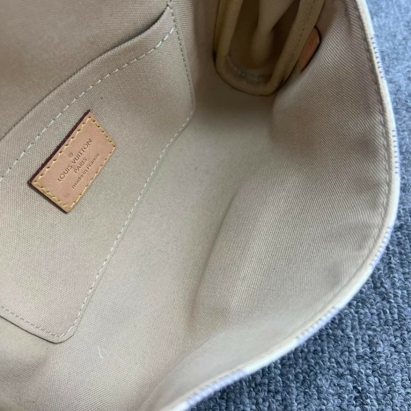 Auth Louis Vuitton Favorite MM White Damier Azur Shoulder Bag 835-110524 - Picture 15 of 16